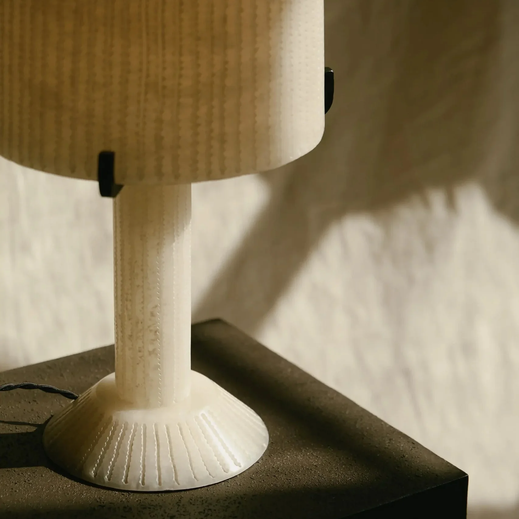 Acropolis Alabaster Table Lamp - Image 2
