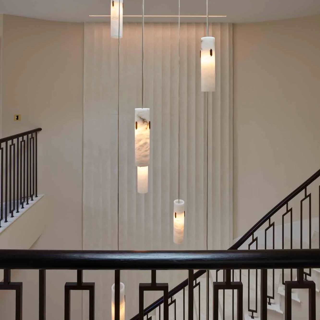 Alabaster Deco Cluster Chandelier - Image 9