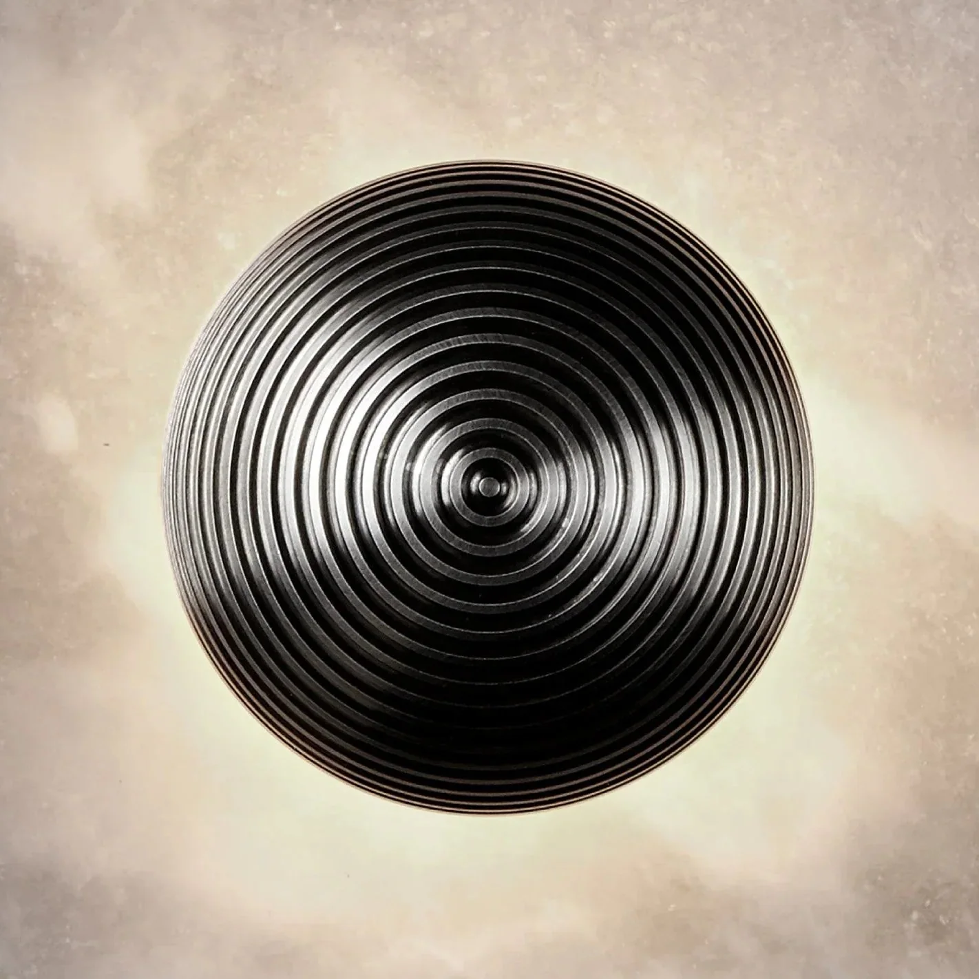 Median Alabaster Mono Penadnt Solar Eclipse - Image 3
