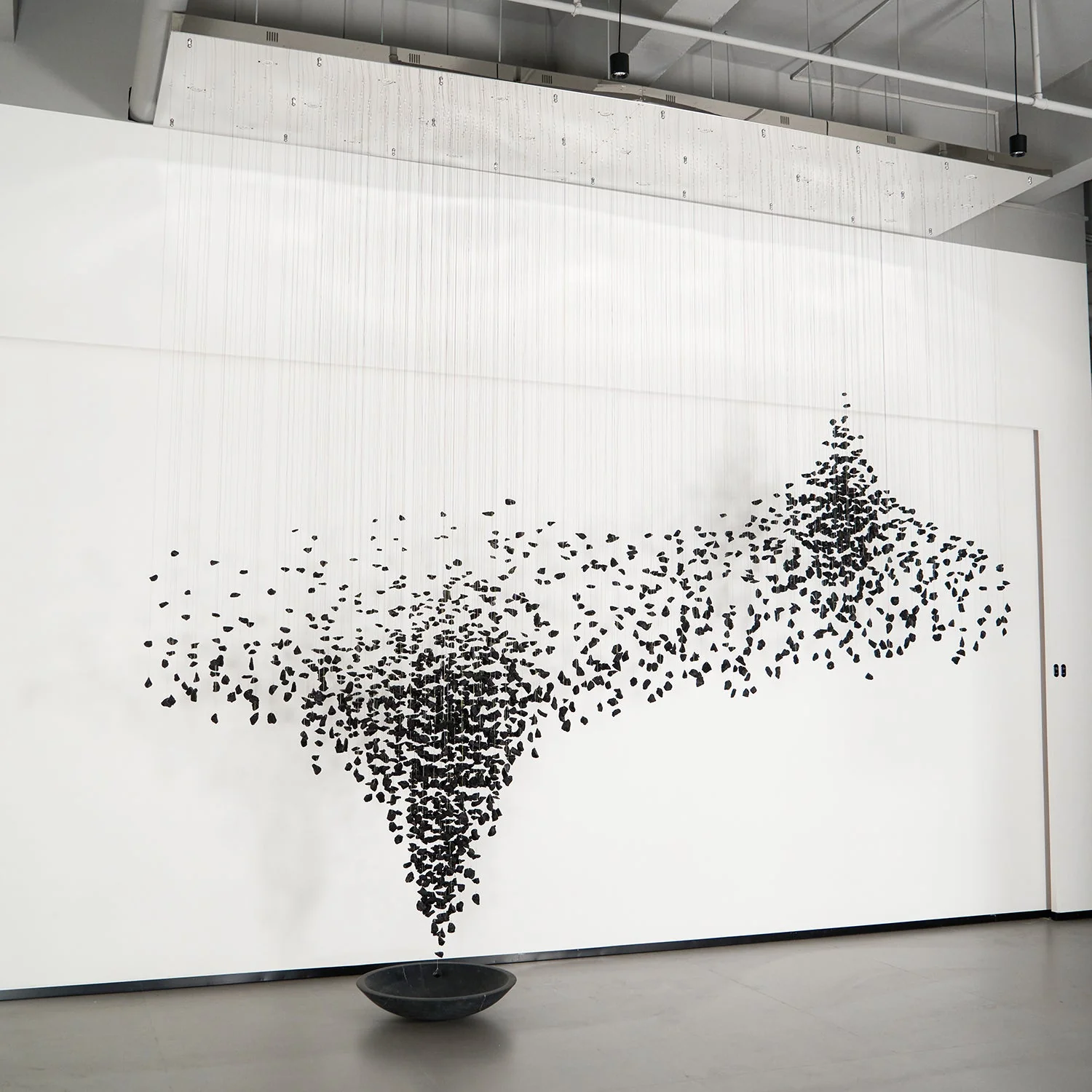 Charcoal Shape Hourglass Chandelier - Image 6