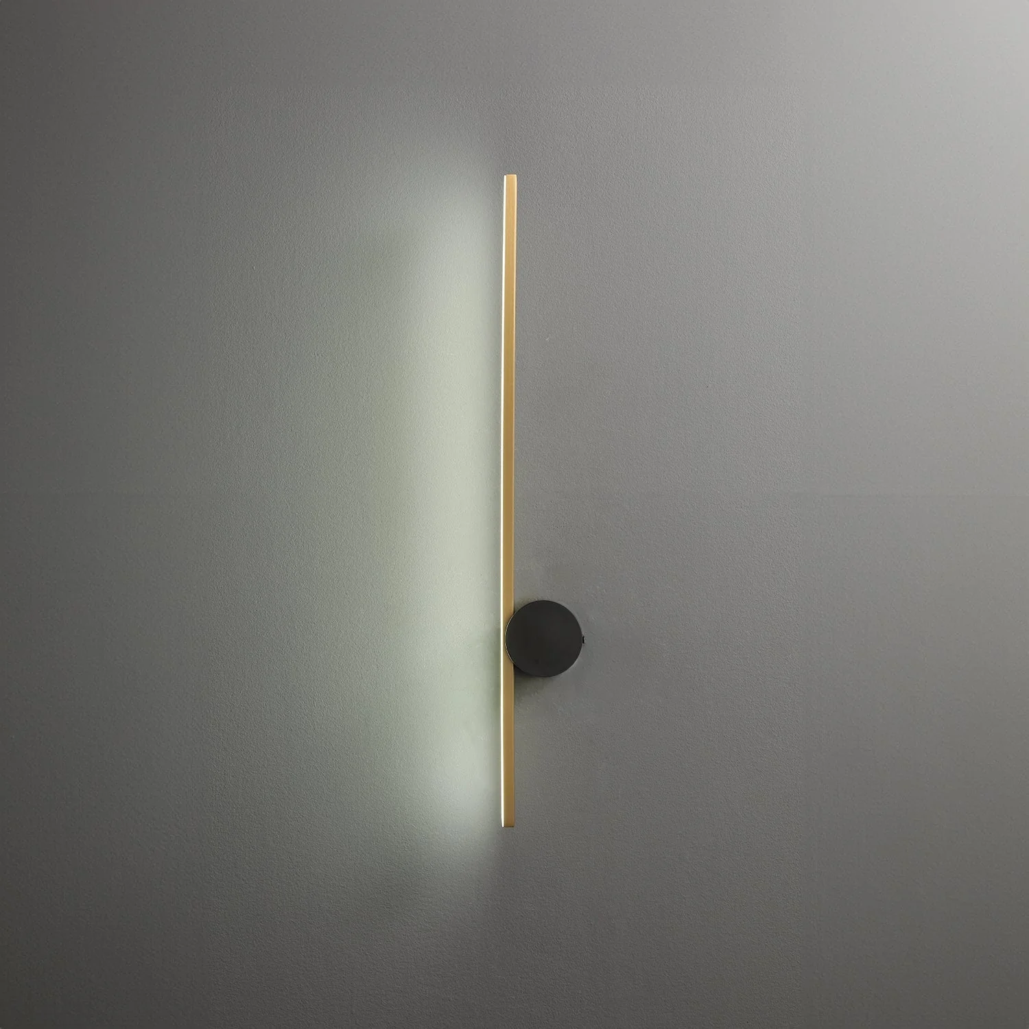 Coordinates 1 Brass Wall Lamp - Image 9