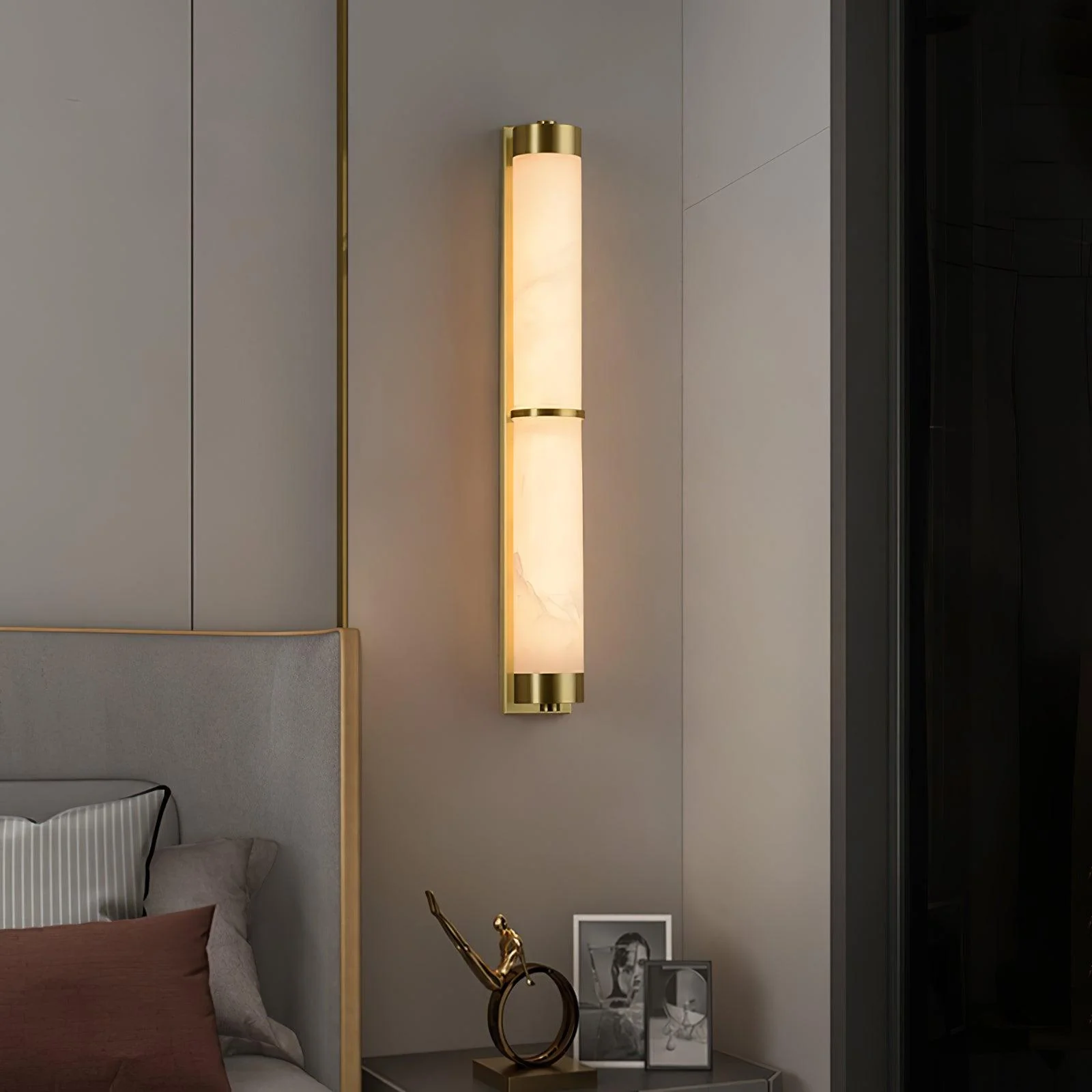 Cylindra Alabaster Brass Wall Light - Image 4