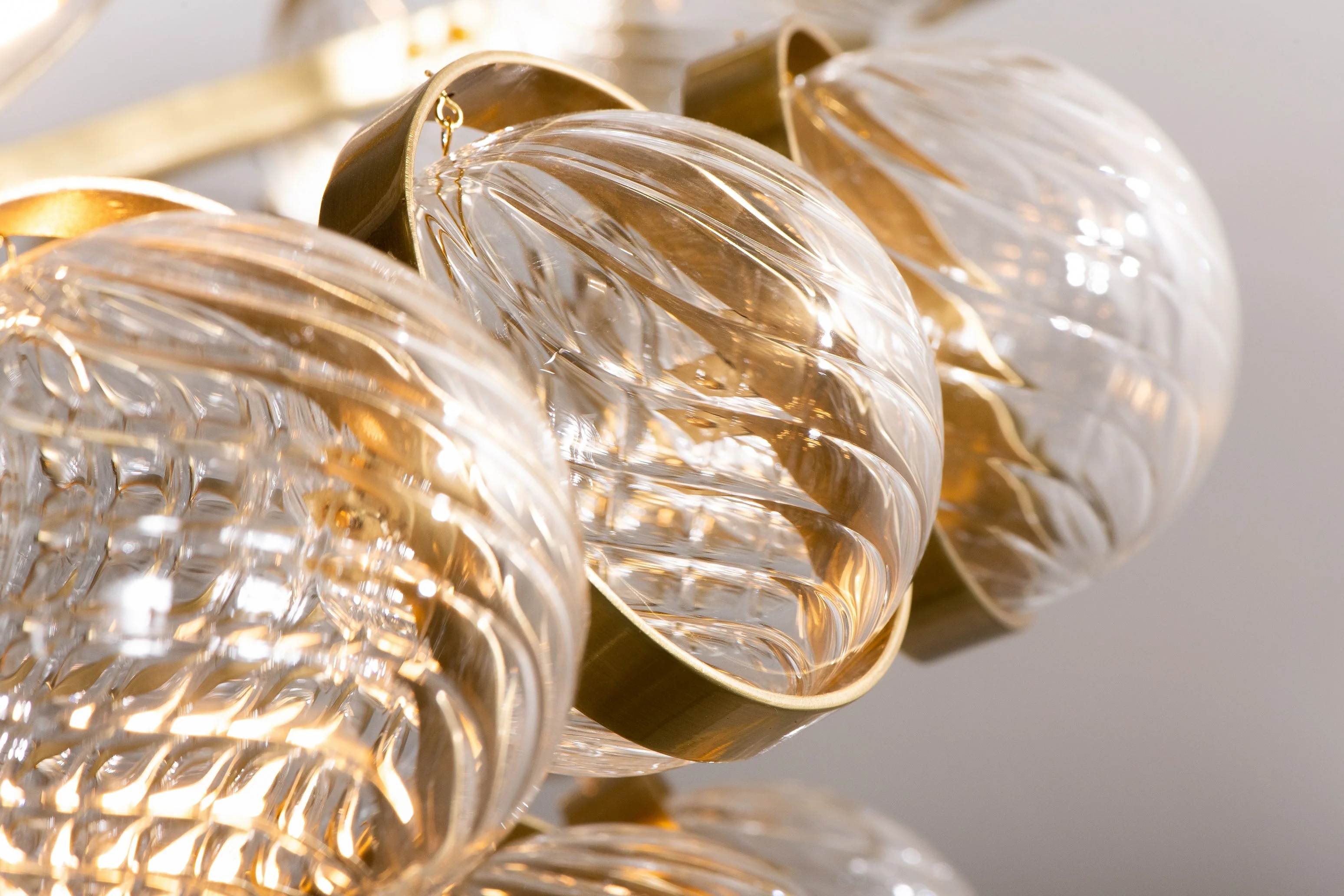 Dominique Ribbed Glass Globe Chandelier - Image 3