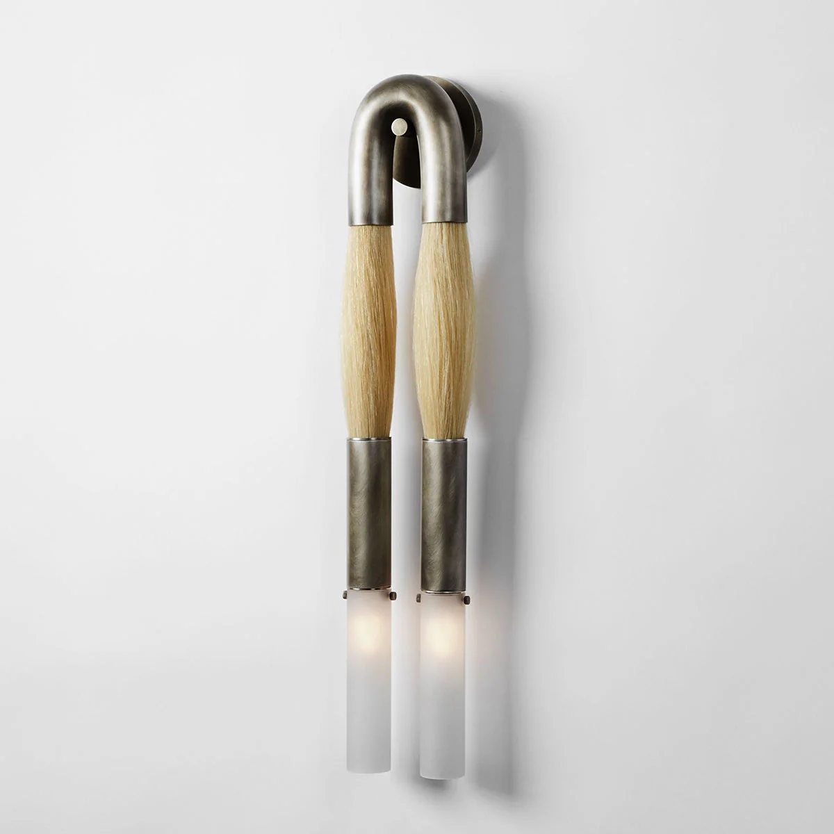 Double Head Antonia Horsehair Sconce - Image 3