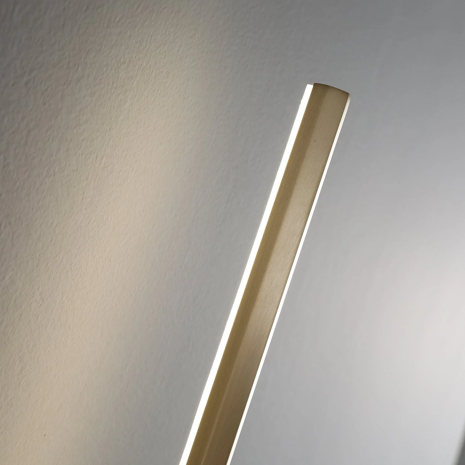 Dovevuoi Brass Wall Lamp - Image 12