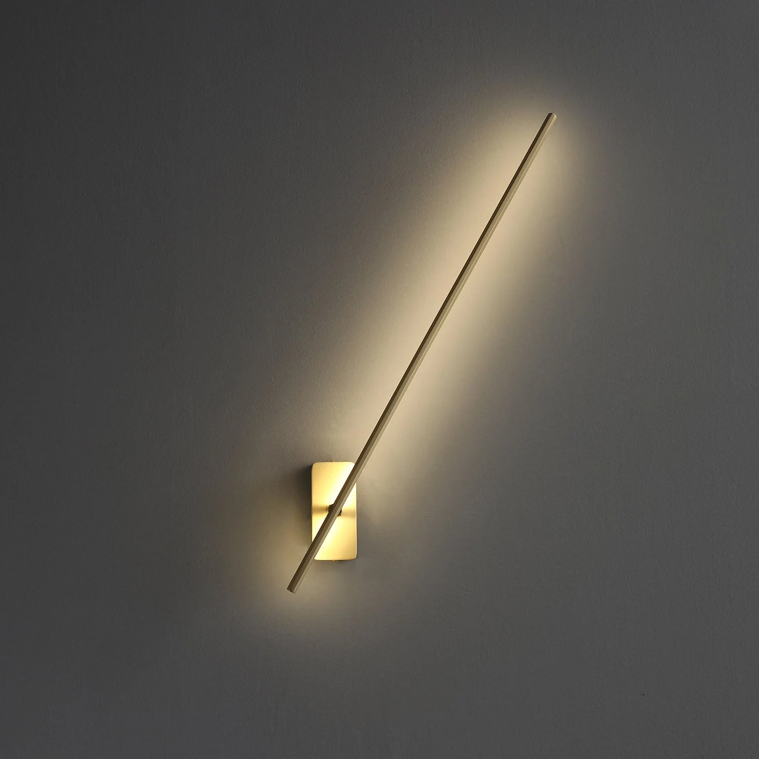 Dovevuoi Brass Wall Lamp - Image 9