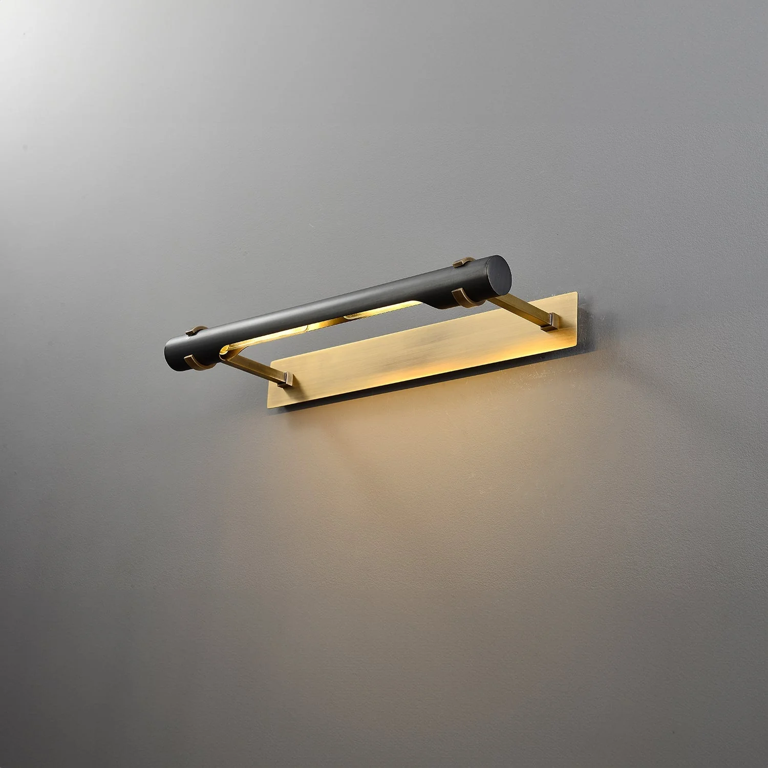 Erddig Double Arm Picture Light - Image 6
