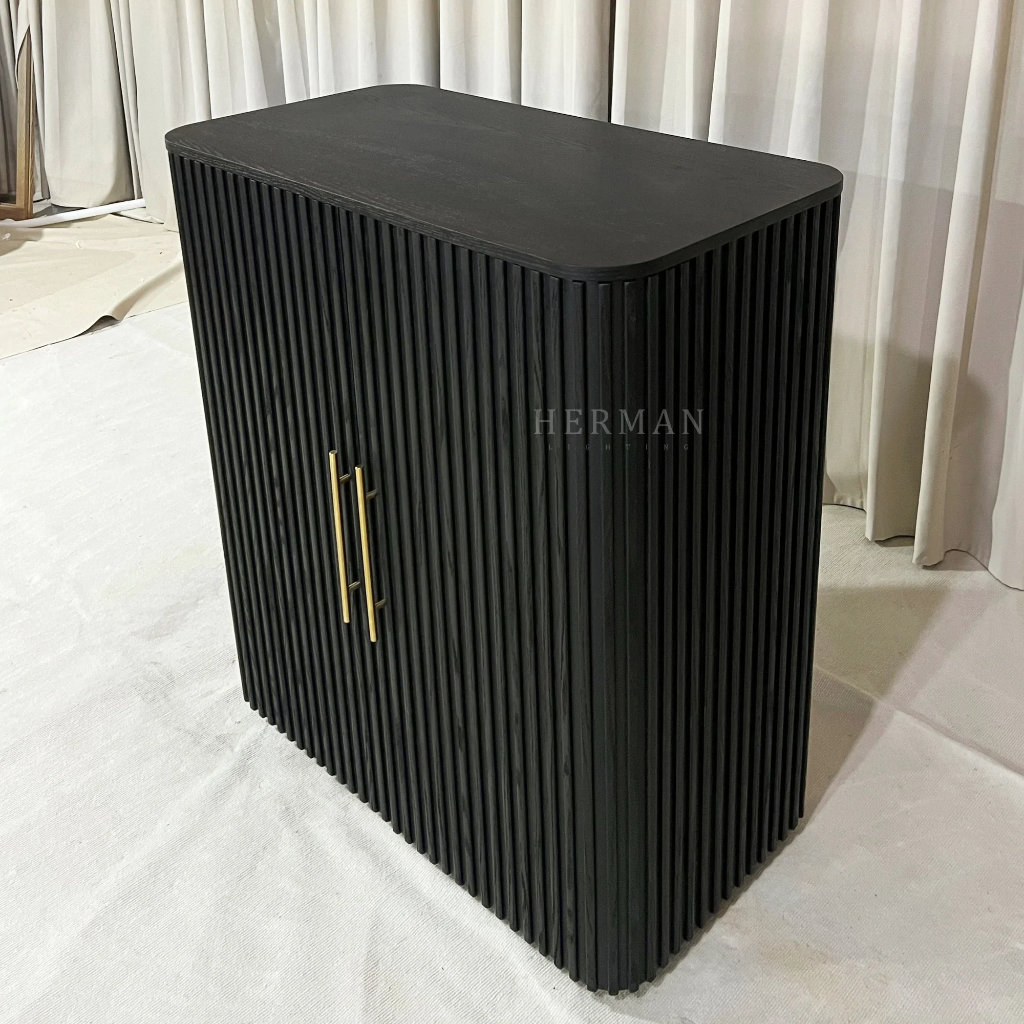 Arden Wood Bar Cabinet - Image 21