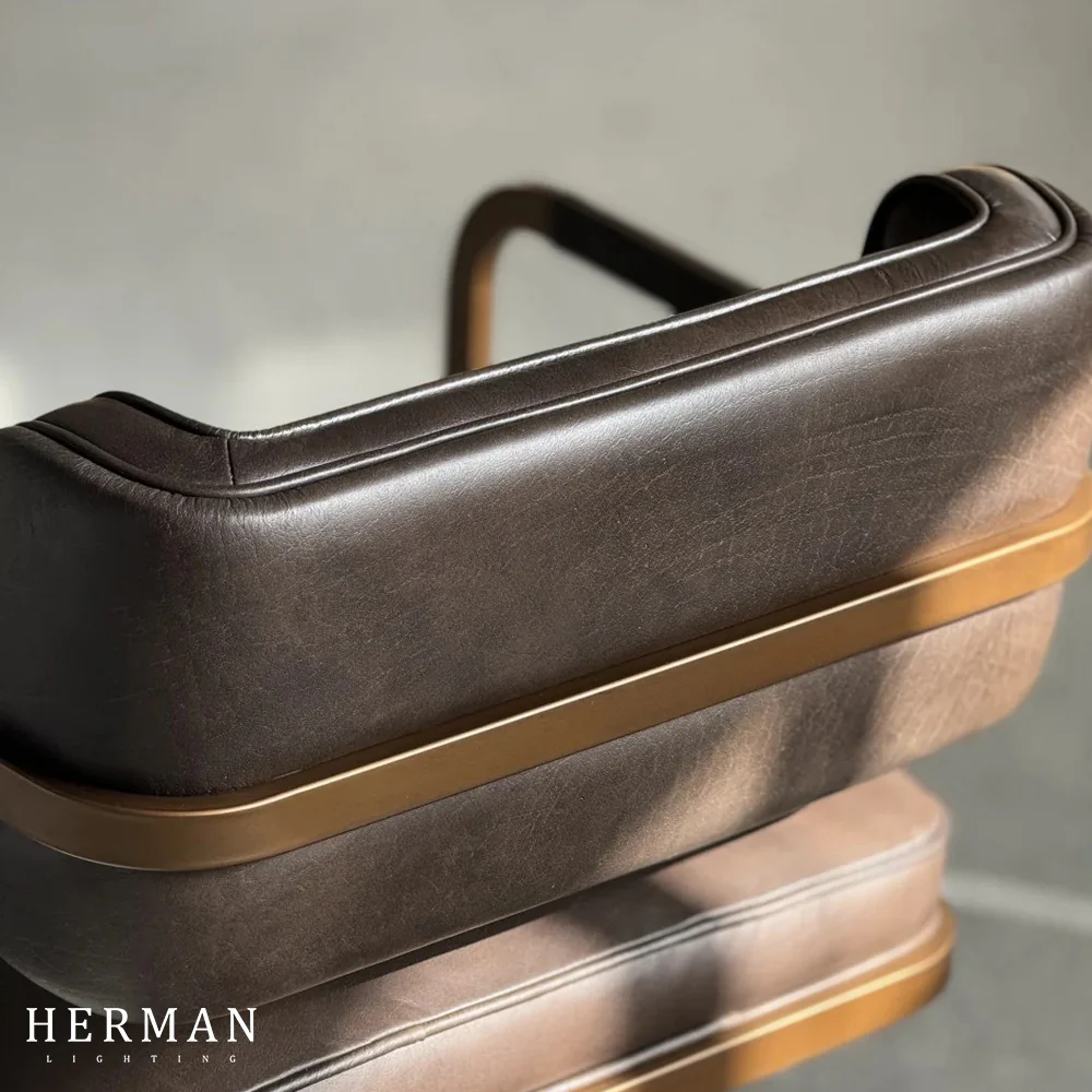 Frosted Metal Seat - Image 9