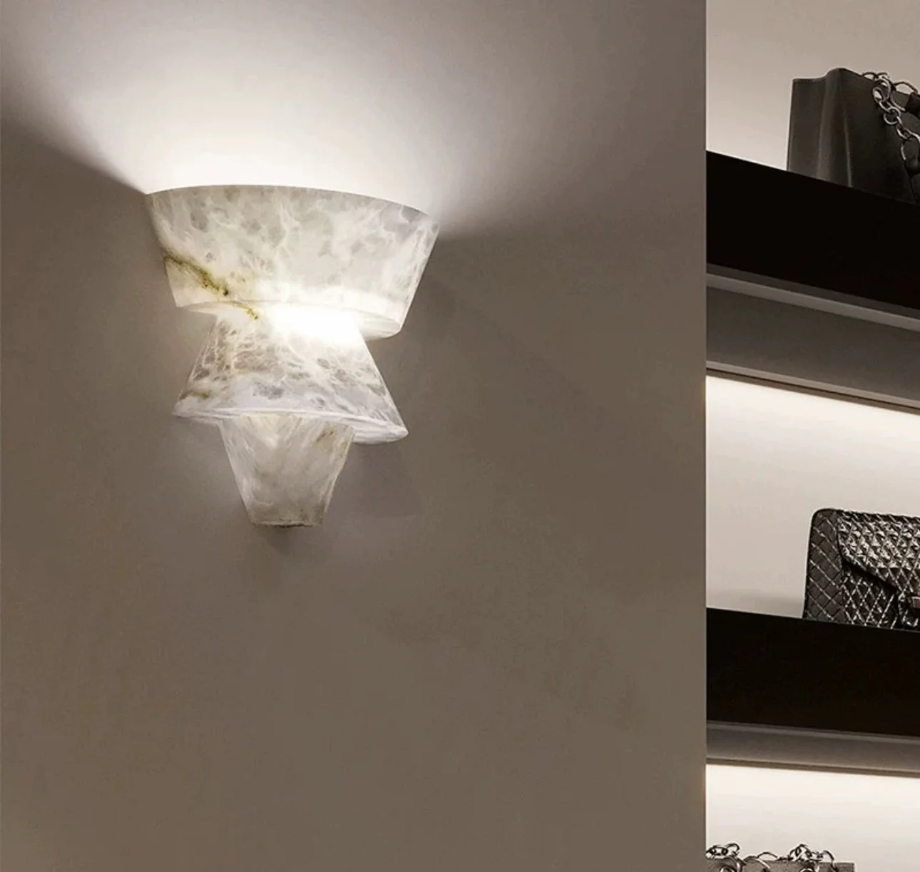 Alabaster Wall Lamp - Image 6