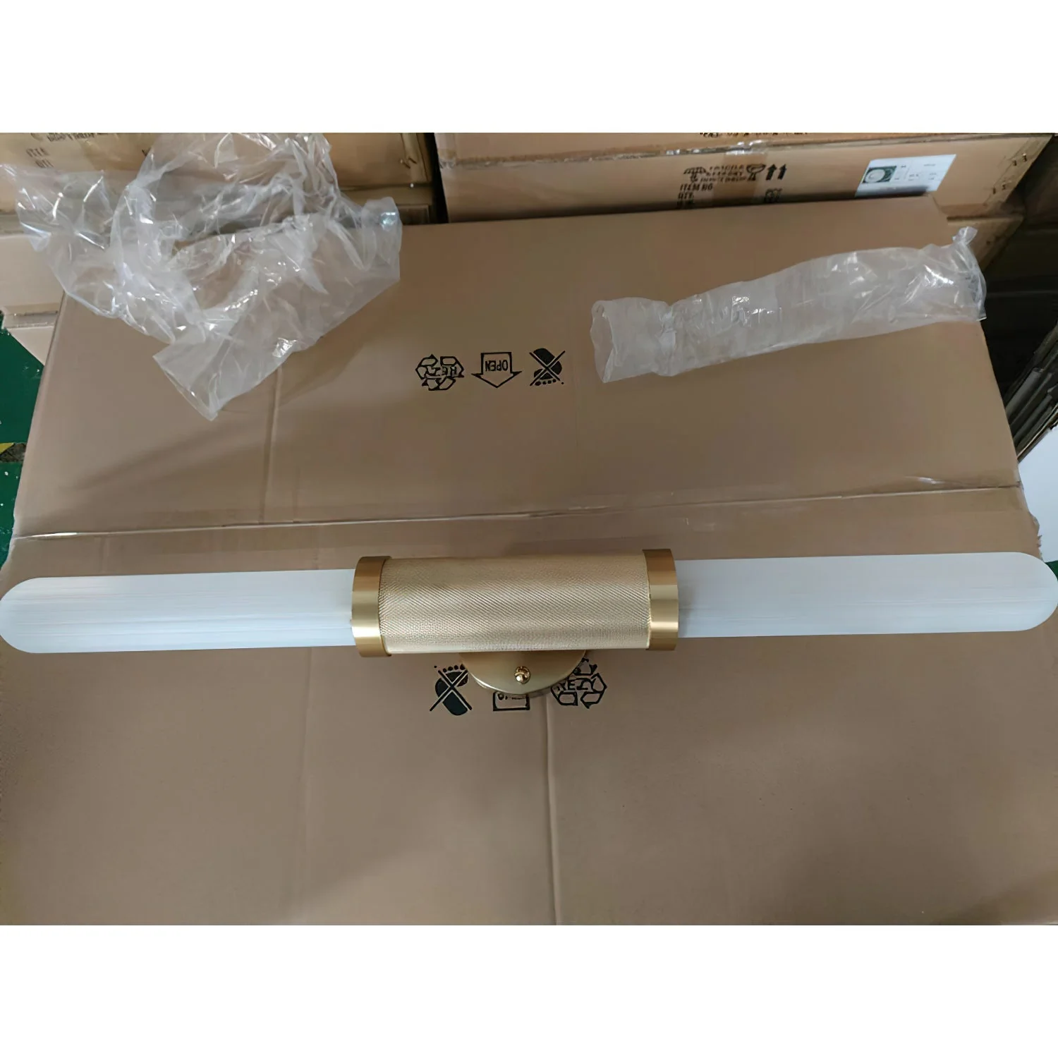 Lindale Vanity Wall Lamp - Image 12