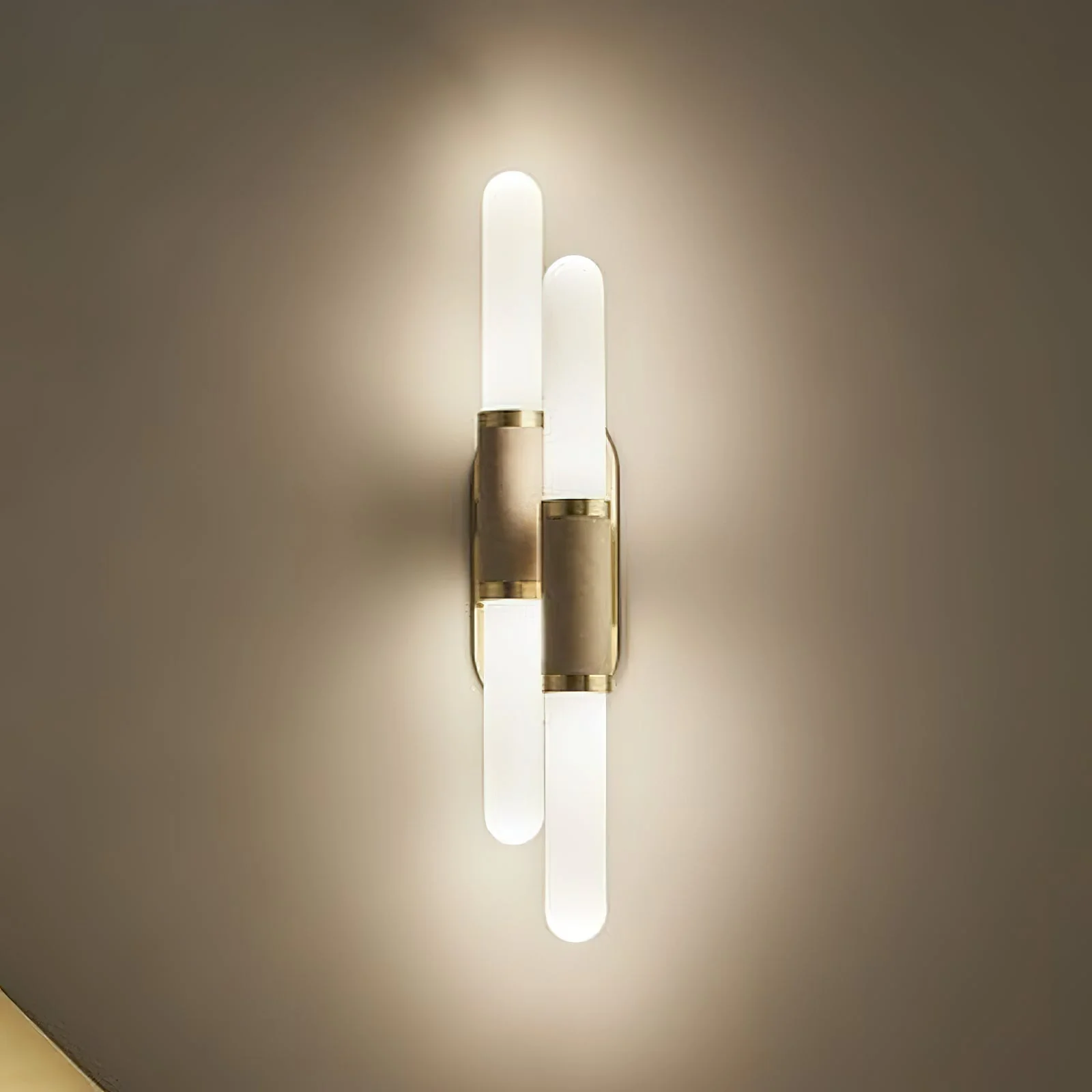 Lindale Vanity Wall Lamp - Image 3