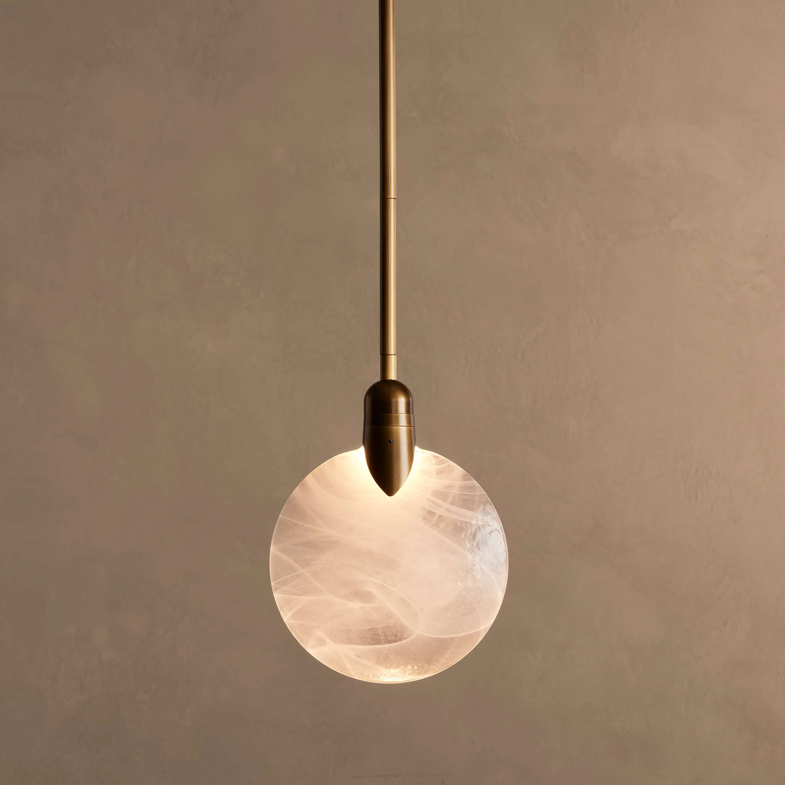 Lyla Single Pendant