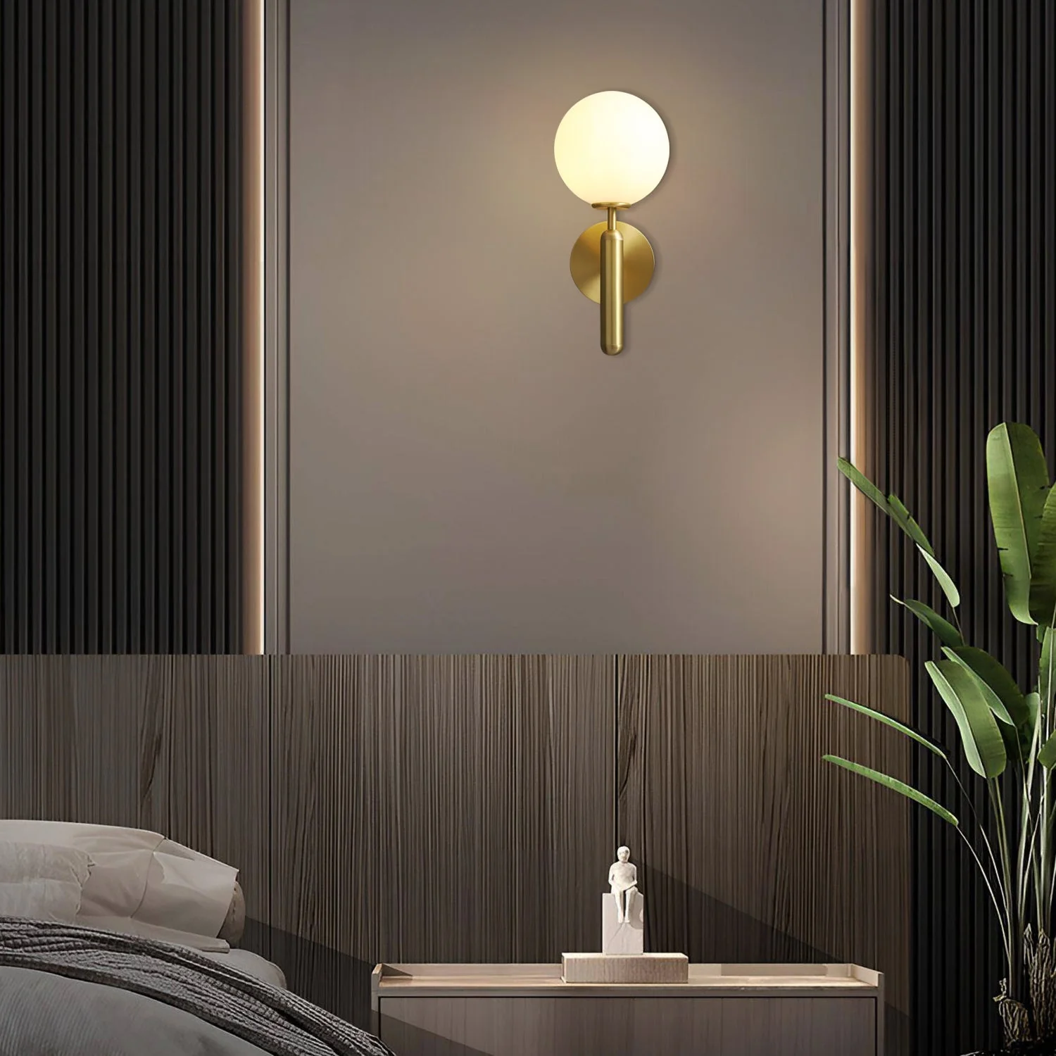 Miira Brass Wall Lamp - Image 6