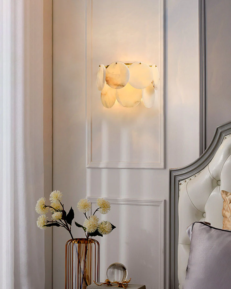 Multi layers Spanish White Alabaster Shell Marble Chandelier lamp in Brass - Image 10
