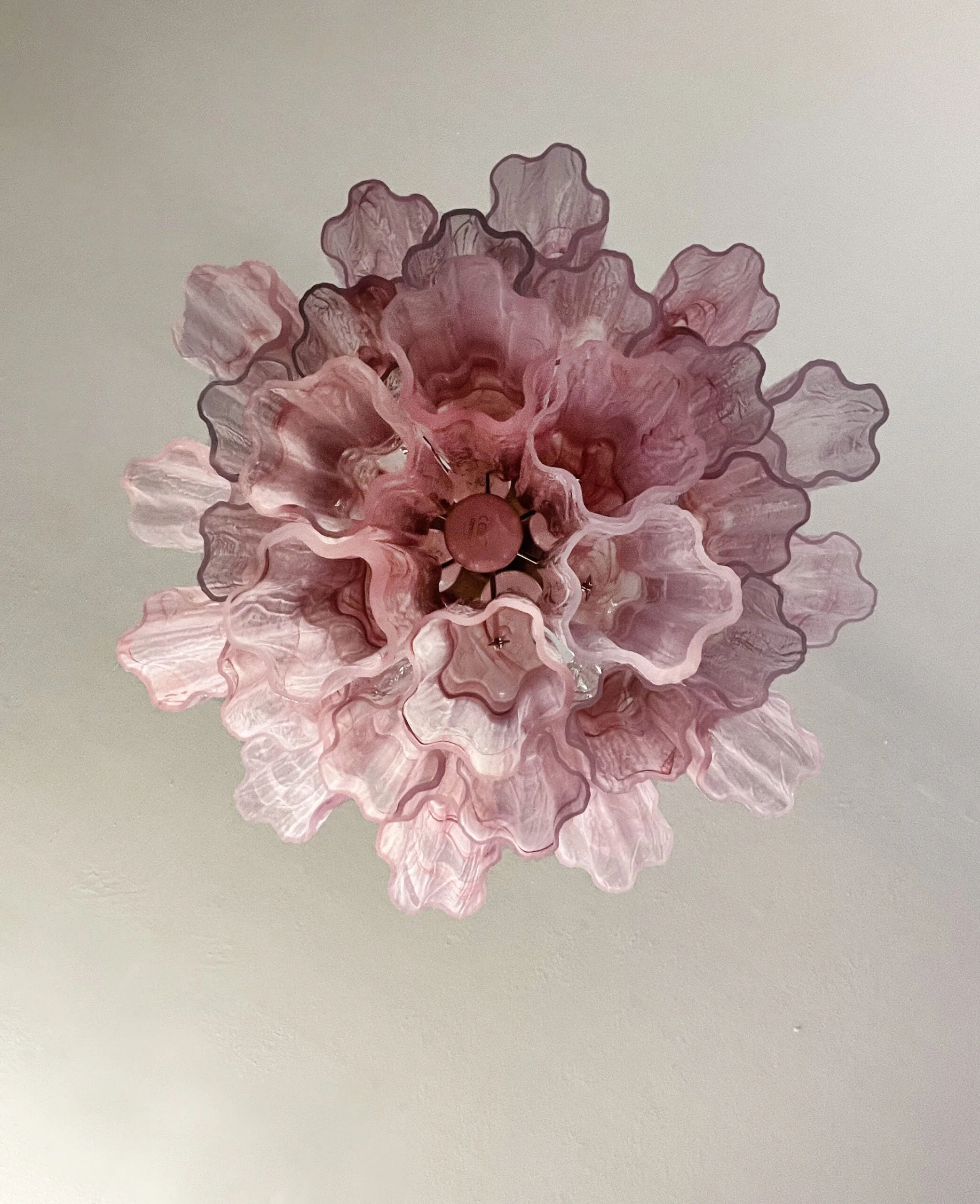 Murano Chandelier – 30 tubes – Alabaster Pink - Image 2
