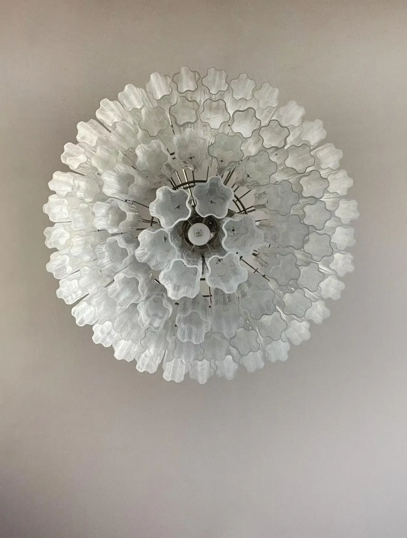 Murano Chandelier – 78 tubes – Alabaster white - Image 4