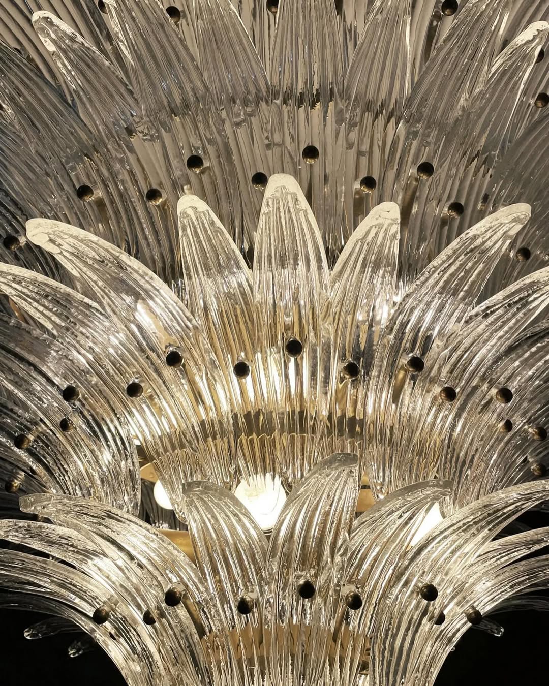 Murano Chandelier – Palmette – 163 glasses – Smoked - Image 14