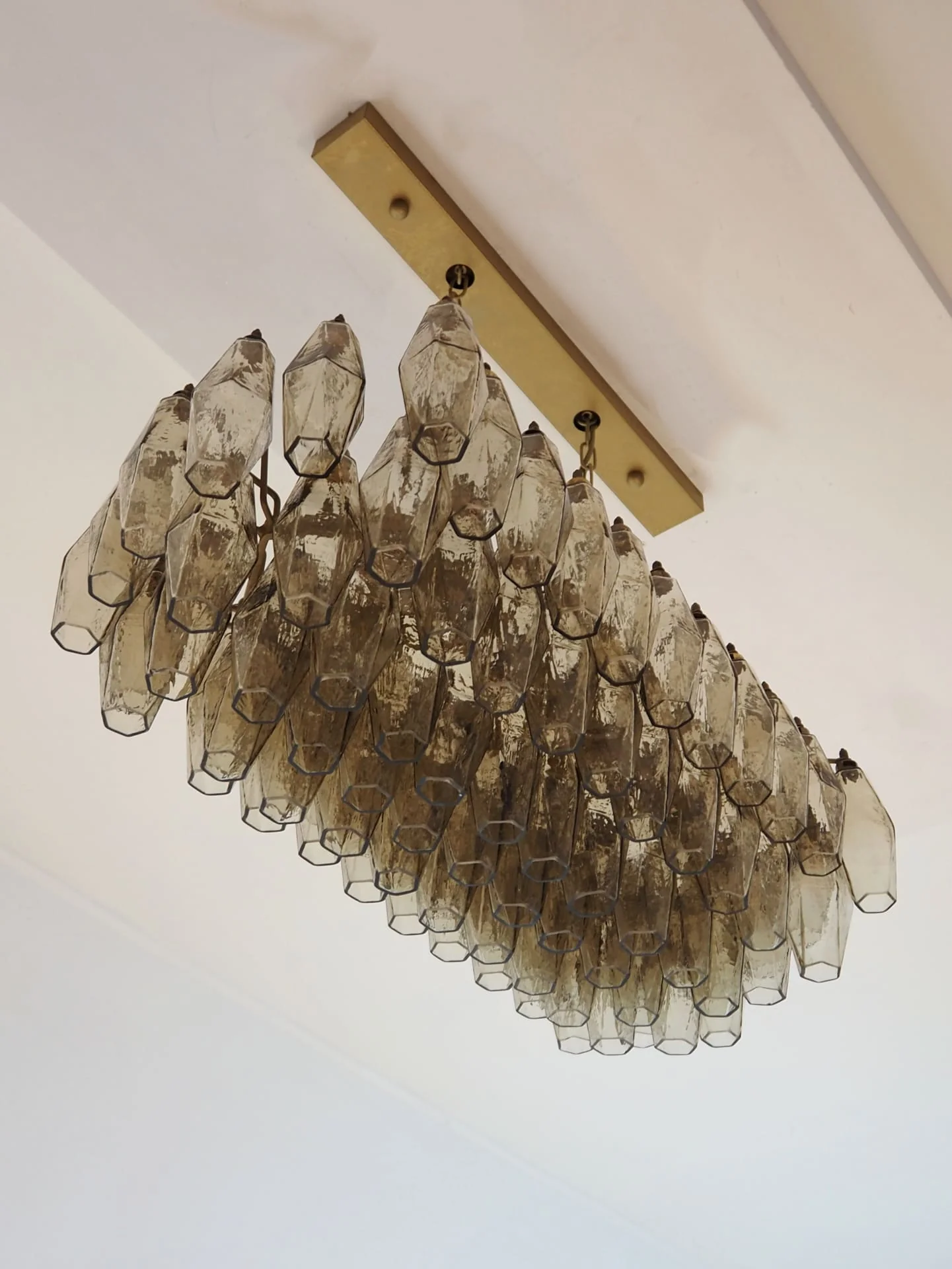 Murano Chandelier 29.5"W – Poliedri – 84 glasses – Smoked - Image 5