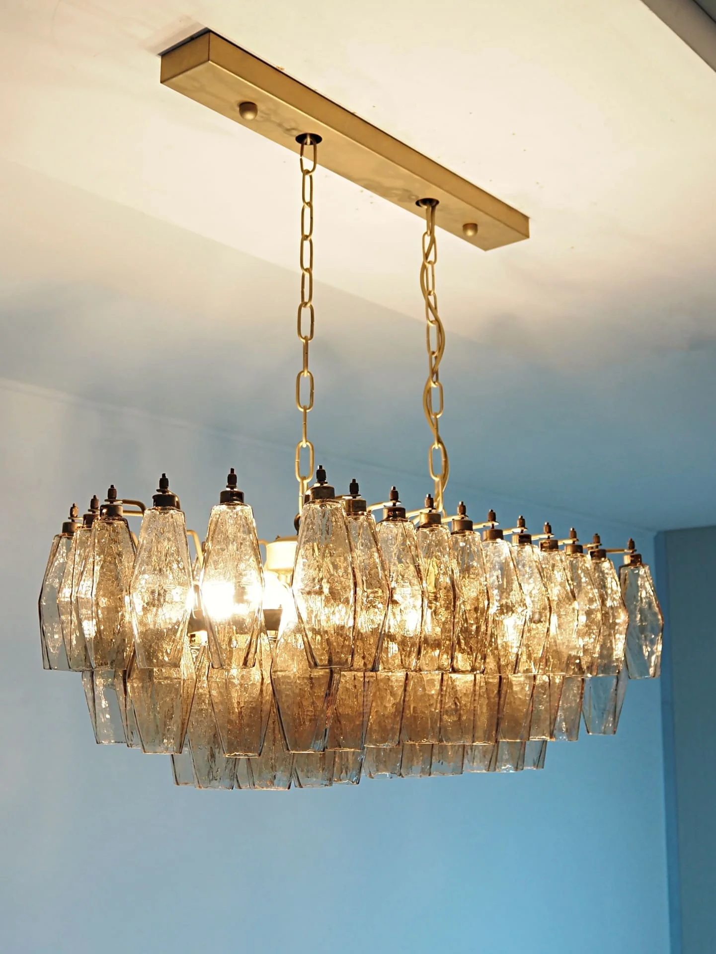 Murano Chandelier 29.5"W – Poliedri – 84 glasses – Smoked - Image 9