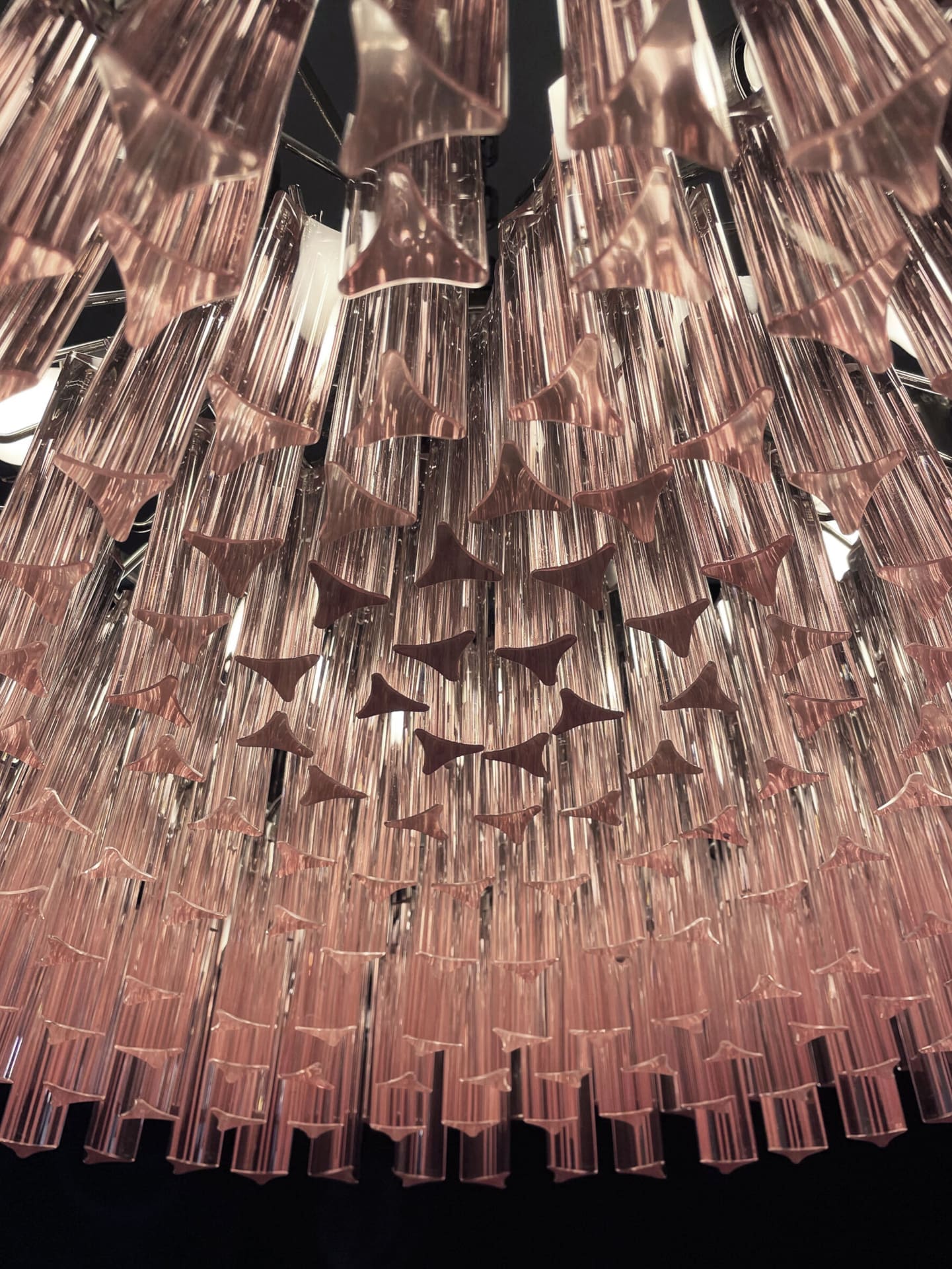 Murano Chandelier – Triedri Round – 265 prisms – Pink - Image 10
