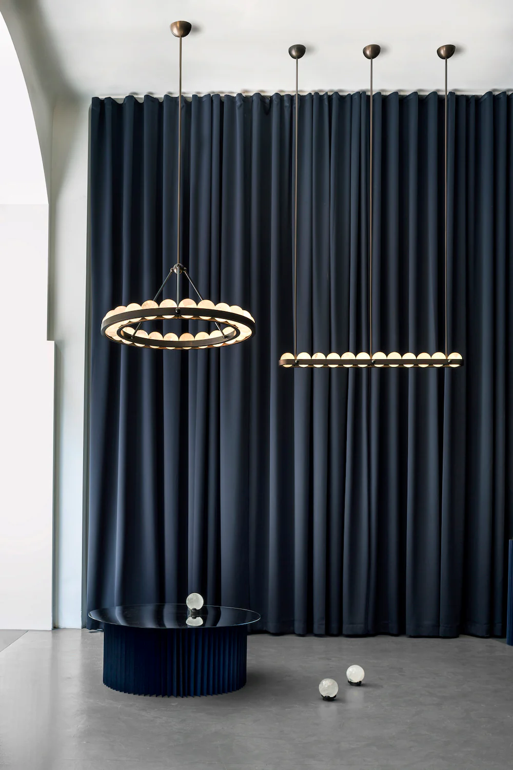 Ouranos II Linear Chandelier - Image 5
