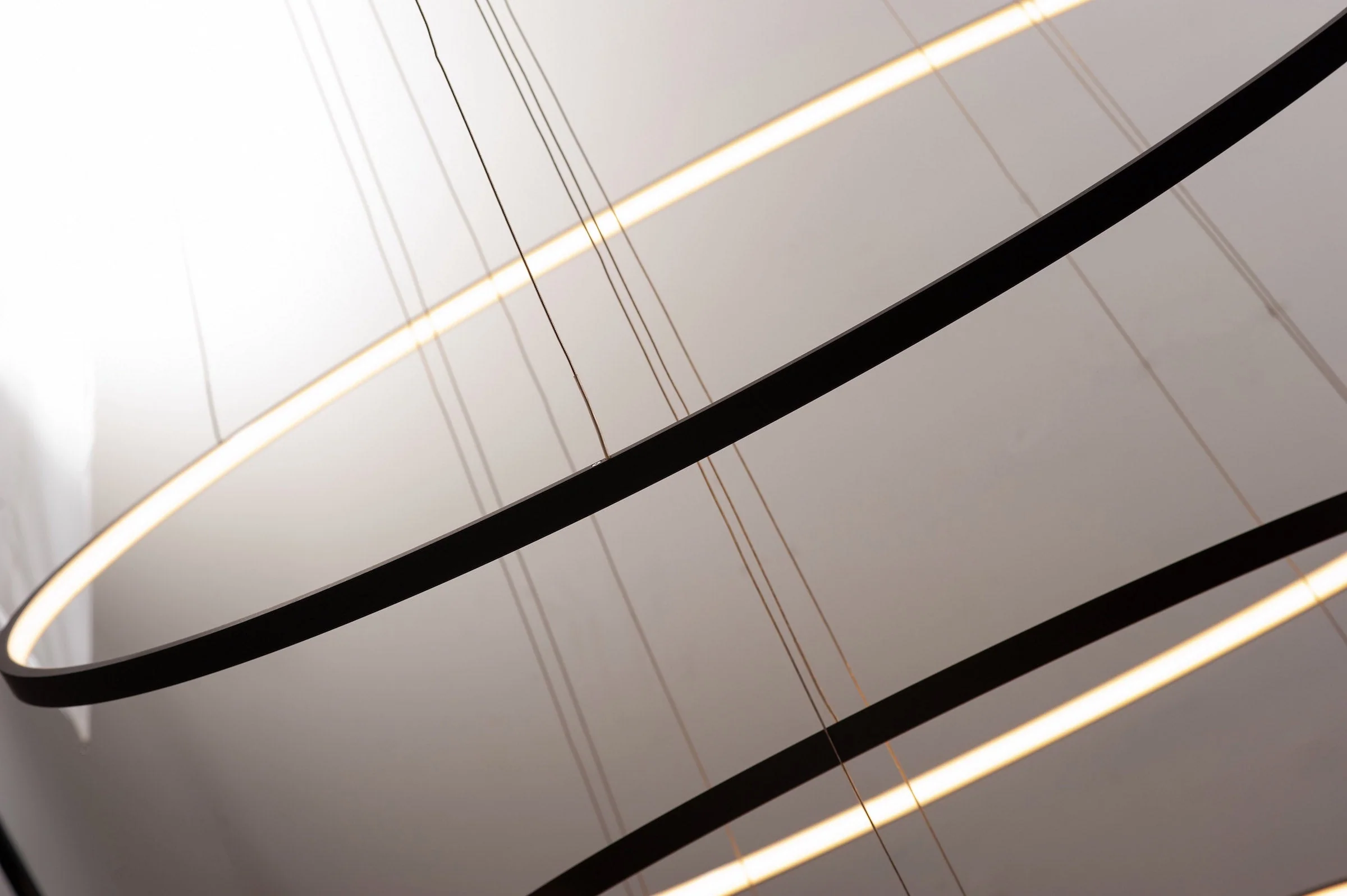 Quentin Hoop Chandelier - Image 3