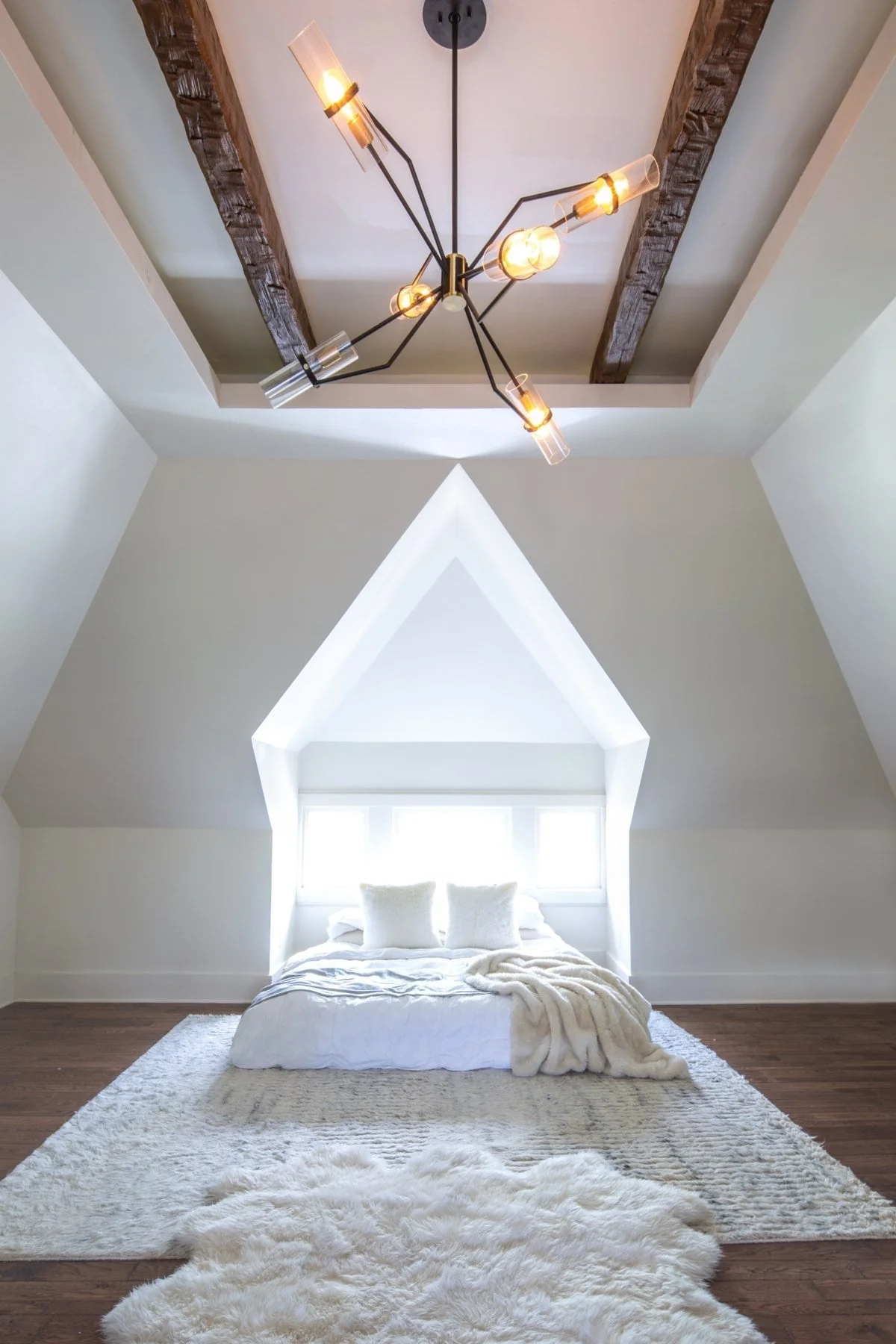 Raef Modern Chandelier - F6316-CE - Troy Lighting - Image 5