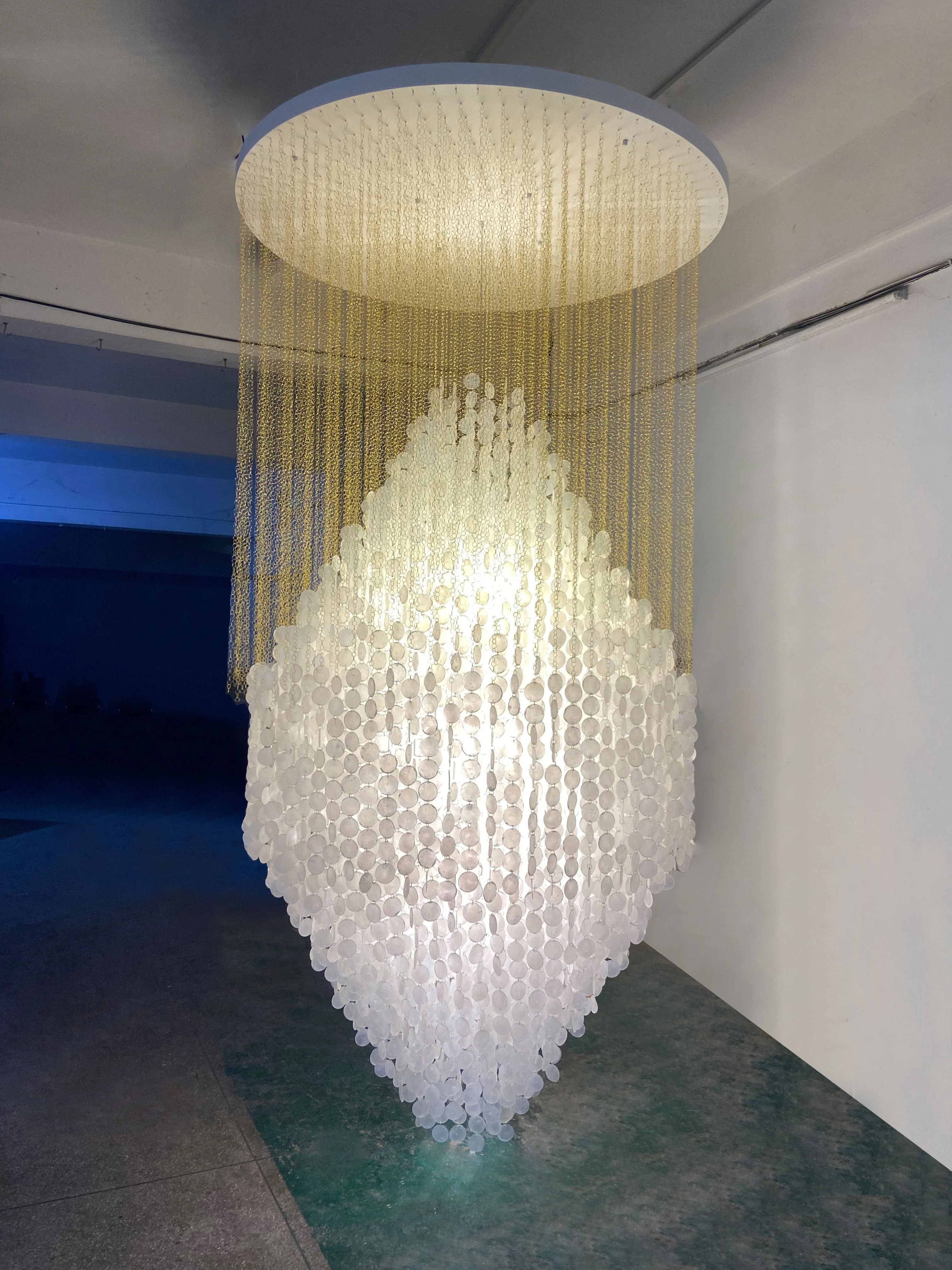 Shell Chandelier - Image 13