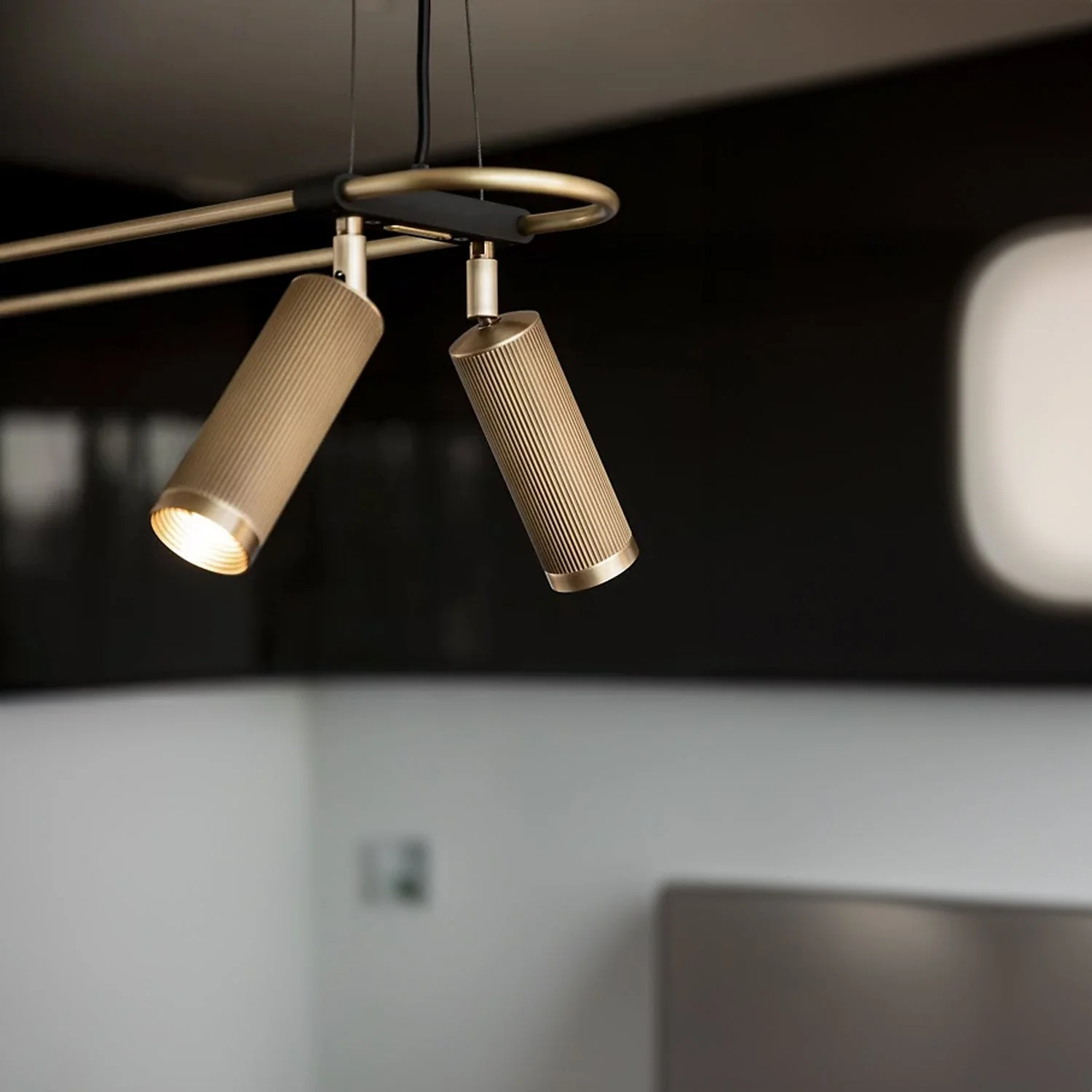 Spot Linear Suspension Pendant Light - Image 15