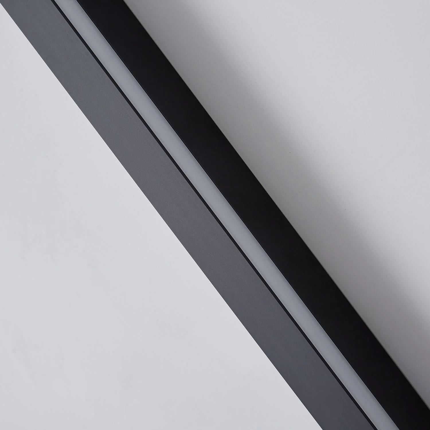Tratto Wall Light - Image 10